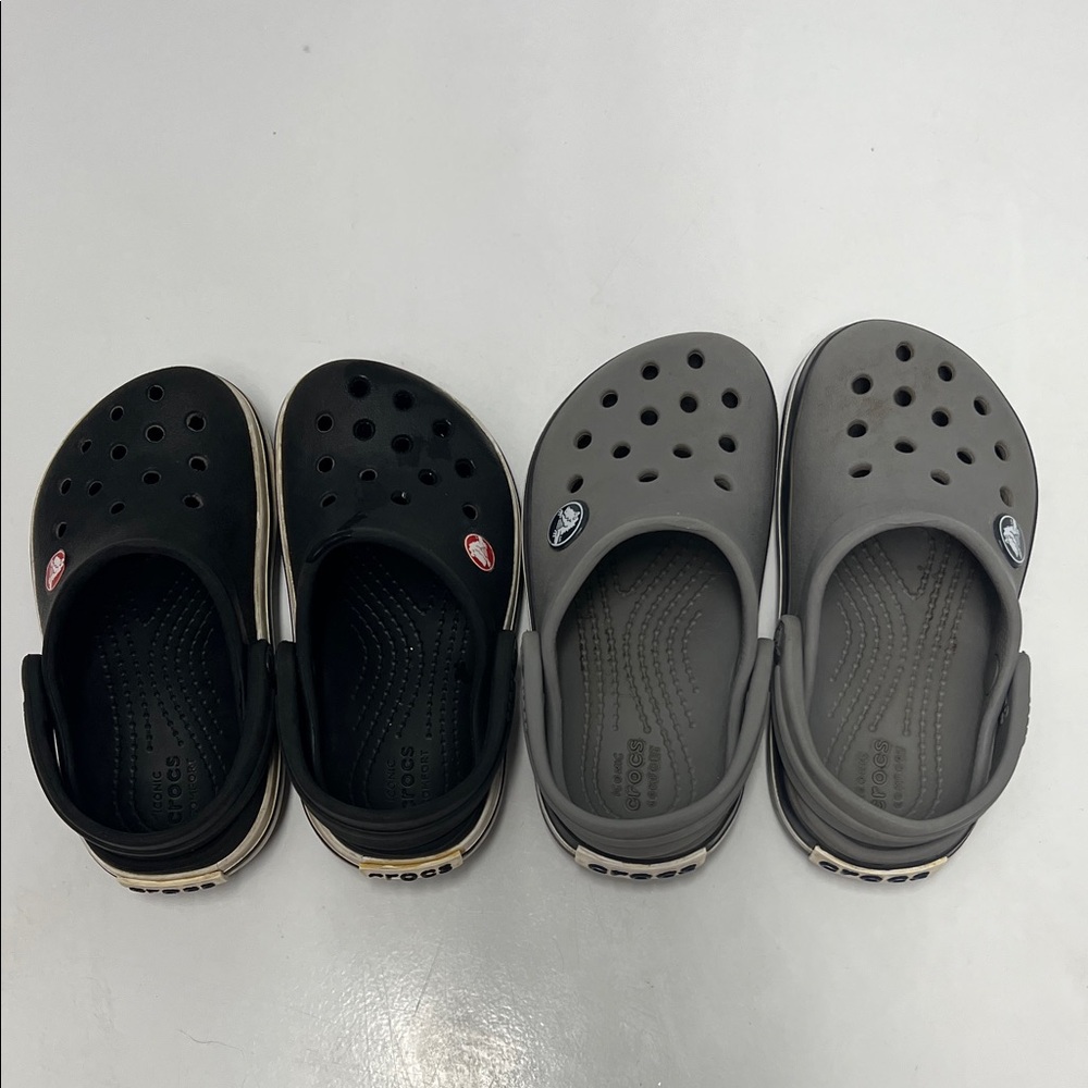 CROCS 2 Pair Kids' Blue and Gray Sandals Sz 7 and Sz 8 Toddler